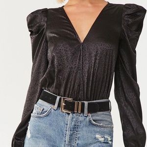 🔥FOREVER 21 shadow leopard print bodysuit